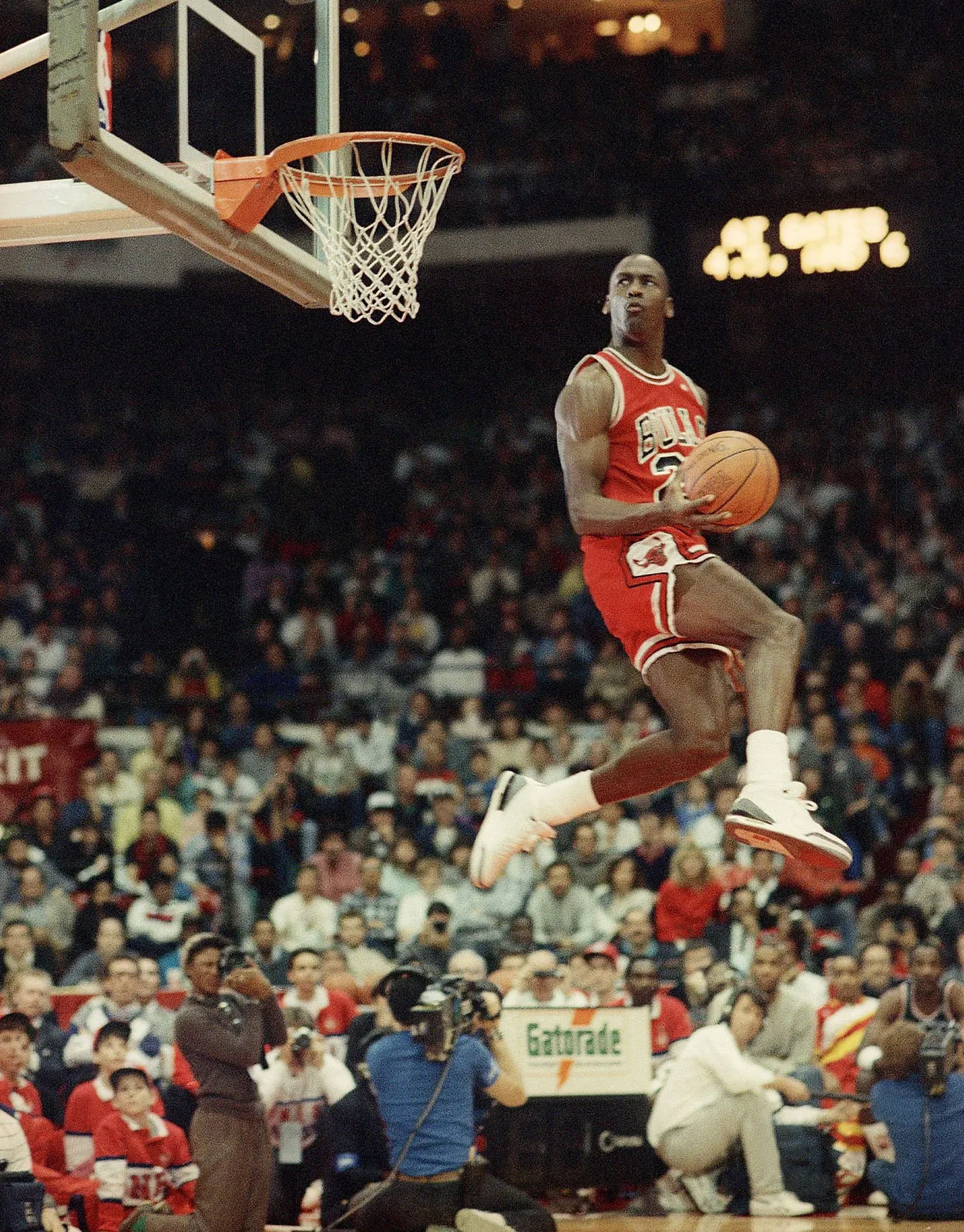 mj23